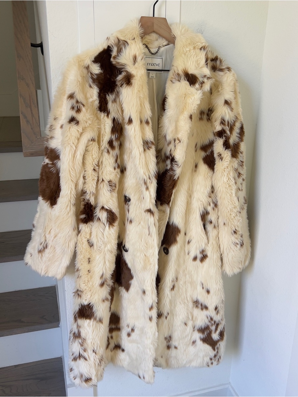 Anthropologie Maeve Grand Glam Faux Fur Coat Long Jacket in Cream and Brown - Picture 2 of 6